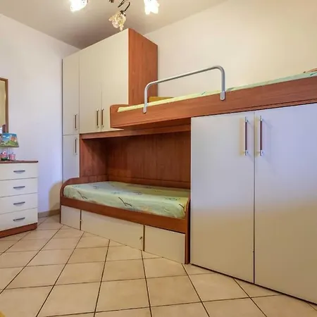 Isabella A Apartment